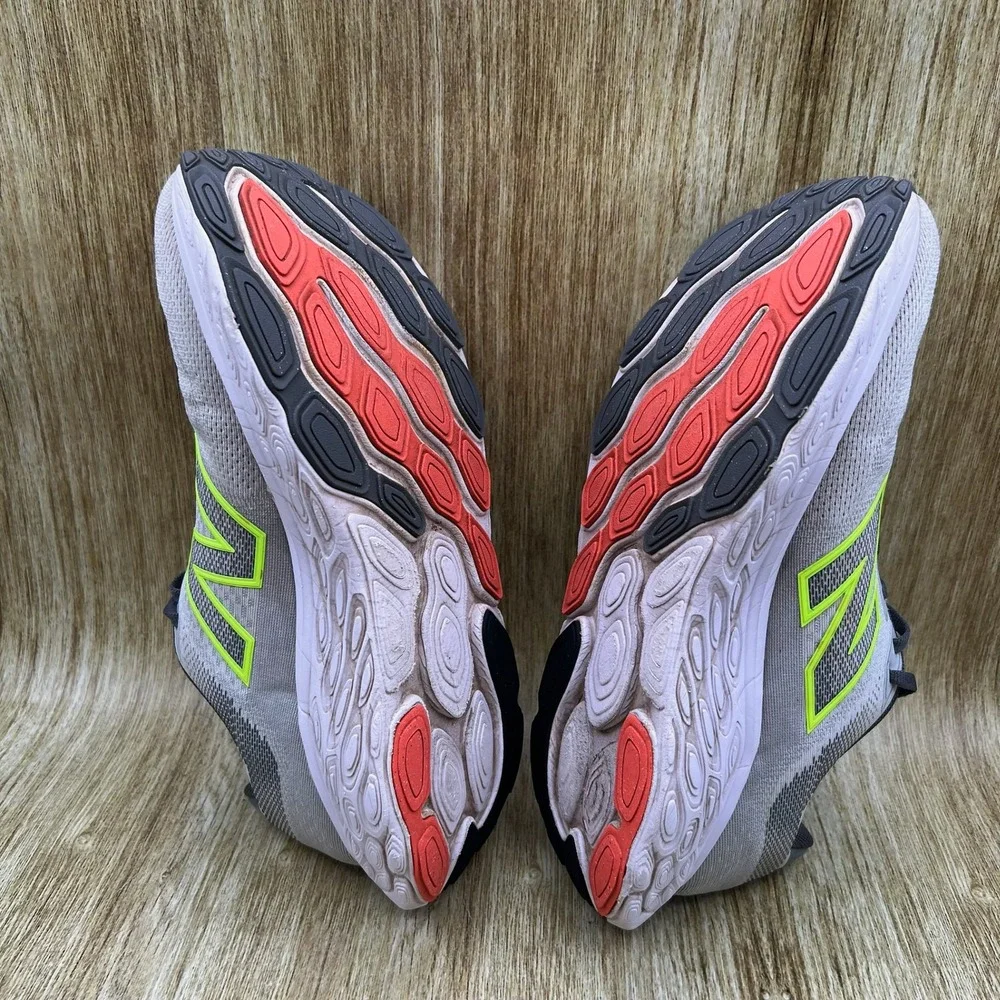 New Balance Fresh Foam x 880v14 Women's Size 10 D Running Shoe Grey W880F14